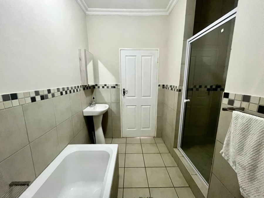 3 Bedroom Property for Sale in Waterval East North West